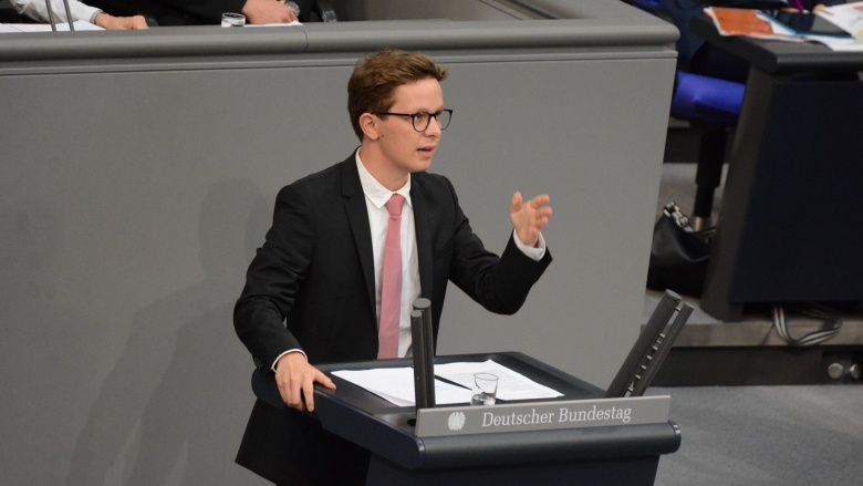 Konstantin Burg bei "Jugend und Parlament 2017". Foto: Sven Ullrich | Deutscher Bundestag