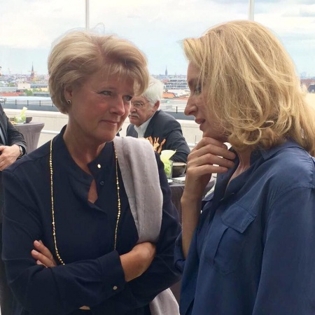 Monika Grütters mit Maria Furtwängler beim Filmempfang der CDU/CSU-Bundestagsfraktion